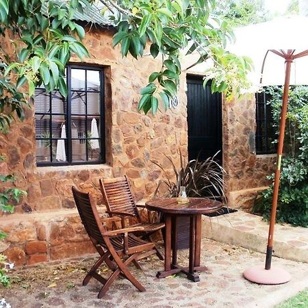 Khayamanzi Guesthouse Schoemansville Exterior photo